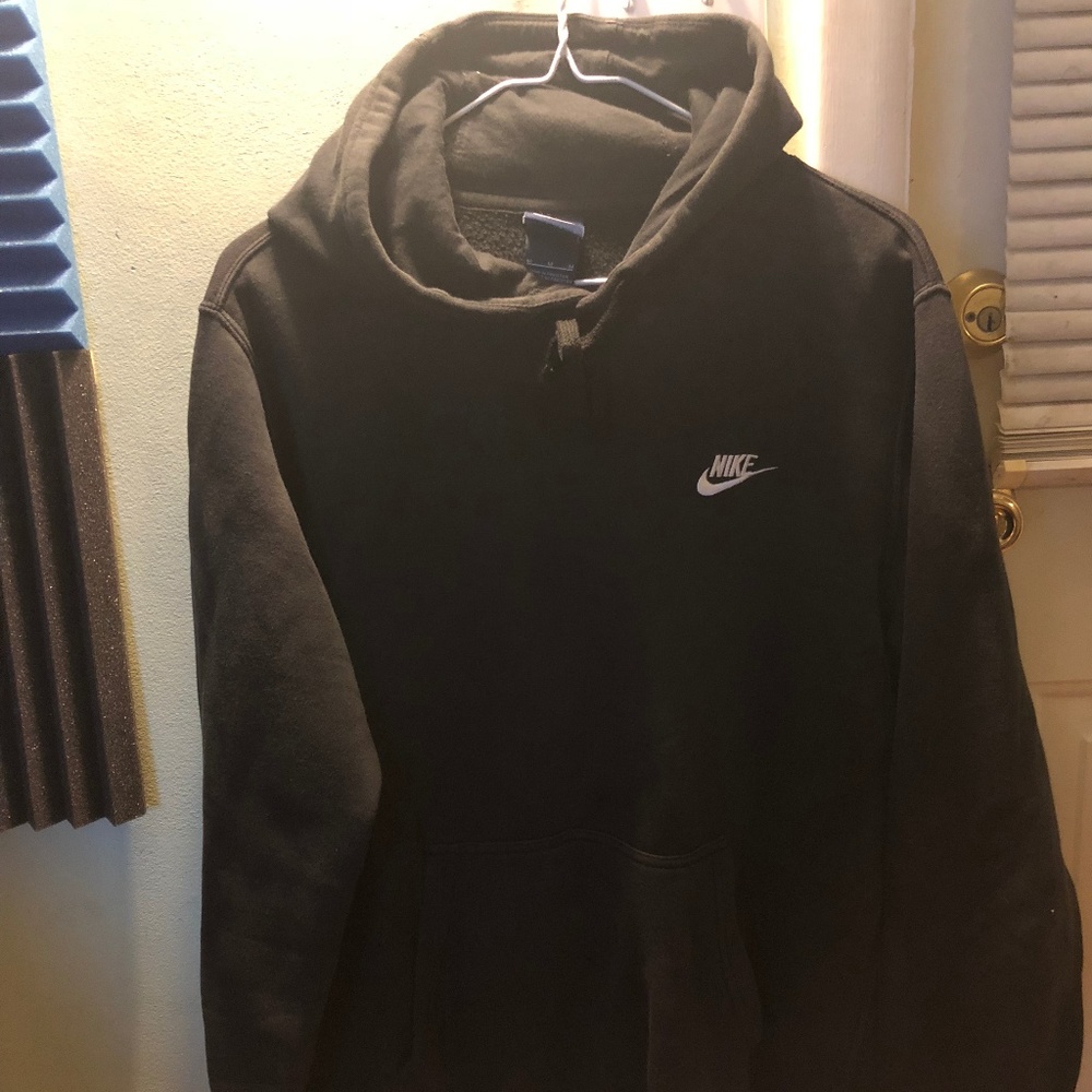 Black Nike Hoodie (M)